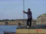 Thug, pull, yank, tighten that HF wire antenna.